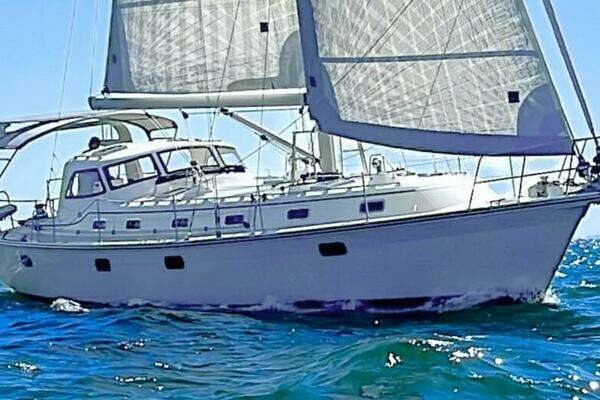 Picture Of: 2023 Island Packet 439 Hawkeye