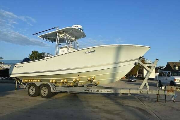 Picture Of: 2005 Regulator 24 fs 