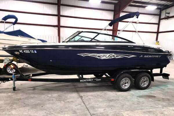 Picture Of: 2014 Monterey  