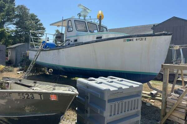 Picture Of: 1985 Ellis Lobster No Frills