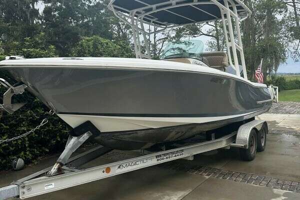 Picture Of: 2016 Chris-Craft  