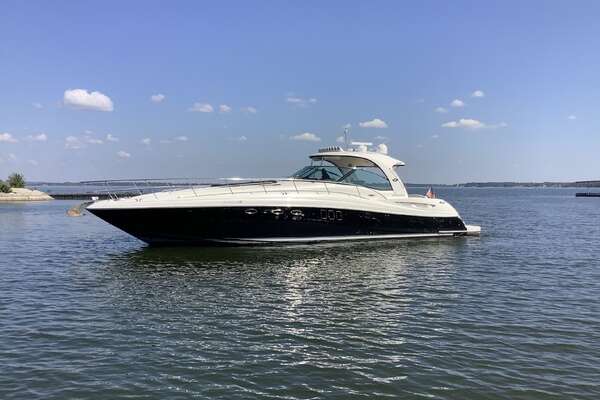 Picture Of: 2007 Sea Ray 52 SUNDANCER 