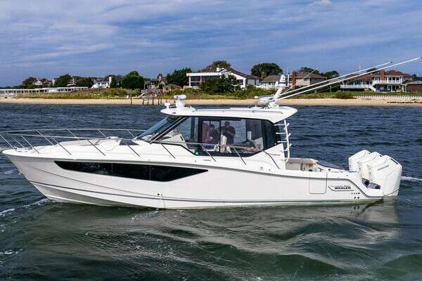 Picture Of: 2024 Boston Whaler 405 Conquest 