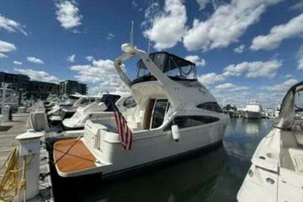 Picture Of: 2006 Carver Super Sport 