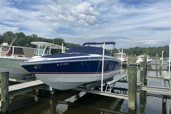 Picture Of: 2002 Cobalt 282 