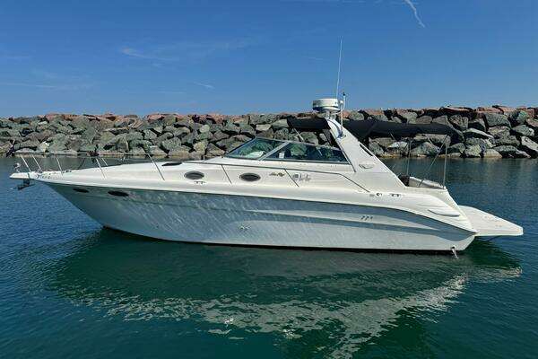 Picture Of: 1997 Sea Ray 330 Sundancer 
