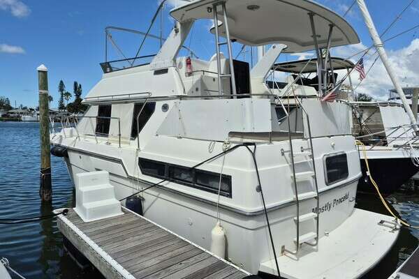 Picture Of: 1991 Carver  