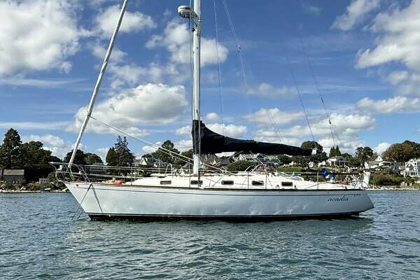 Picture Of: 1997 Tartan 3800 Acadia