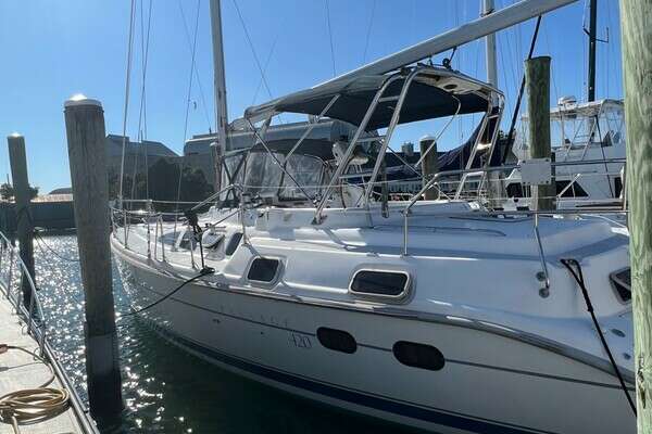 Picture Of: 2001 Hunter 420 Passage Summer Wind