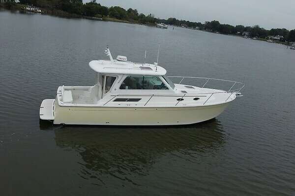 Picture Of: 2007 Back Cove 33 Marsh Harbour