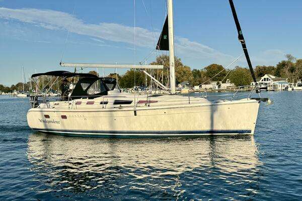 Picture Of: 2006 Hunter 38 WINDEPENDENCE