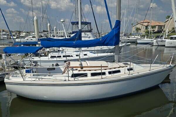 Picture Of: 1986 Catalina Tall Rig Credo