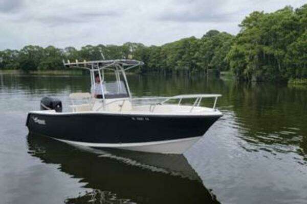 Picture Of: 2009 Mako  