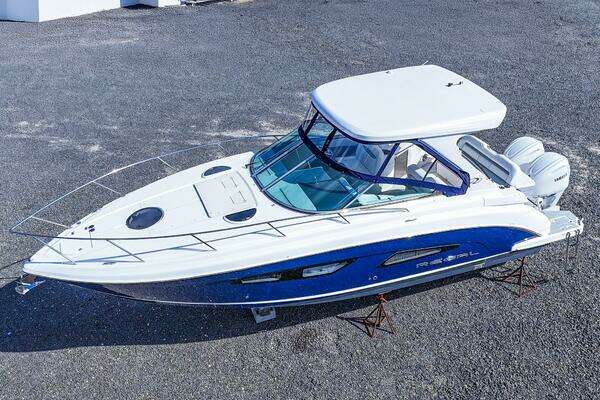 Picture Of: 2026 Regal 33 XO 