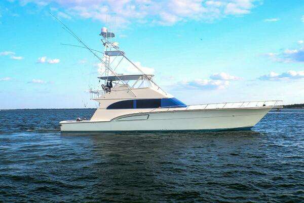 Picture Of: 2001 Donzi 73 Sport Yacht 