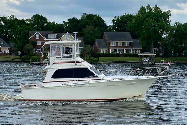 Picture Of: 1986 Egg Harbor 37 Convertible Haven