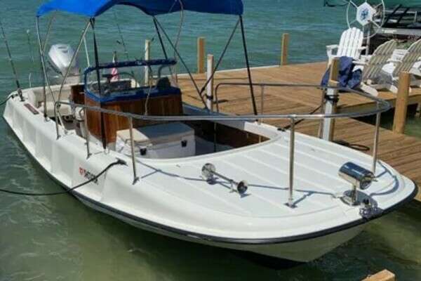 Picture Of: 1972 Boston Whaler 21 Outrage Rib Side 