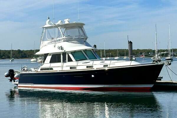 Picture Of: 2018 Sabre 48 Flybridge Sedan UNNAMED