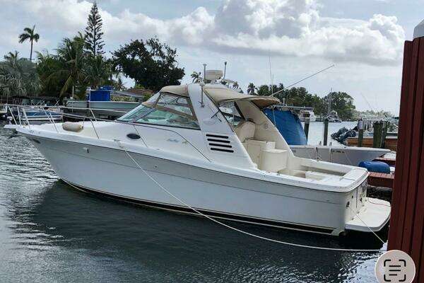 Picture Of: 2000 Sea Ray 330 Express Cruiser Time Out