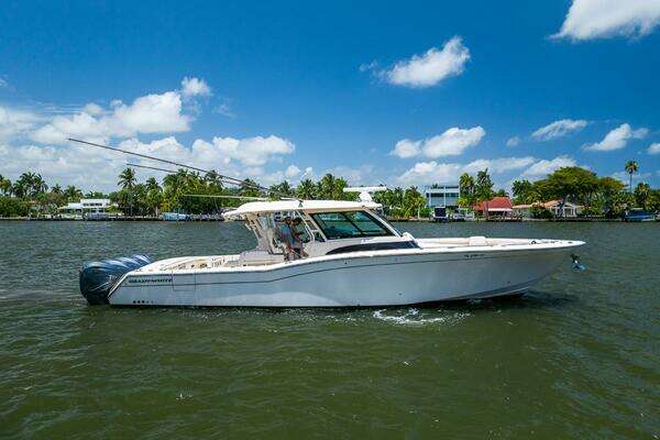 Grady-White Canyon 456