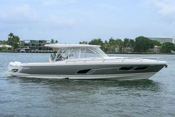 Picture Of: 2023 Intrepid 41 Valor 41' Intrepid 2023