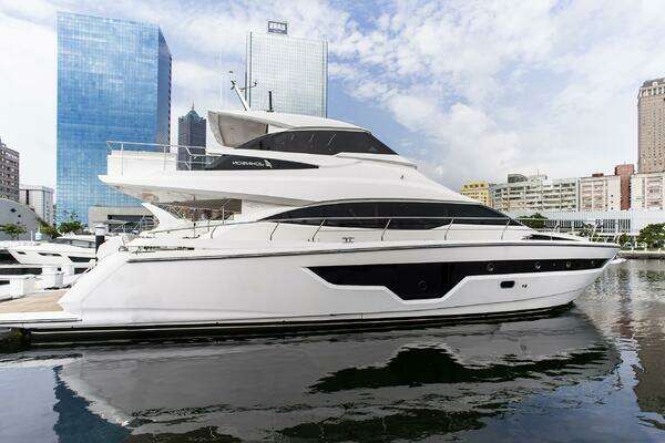 Picture Of: 2026 Johnson Skylounge 70' Johnson Skylounge 2026