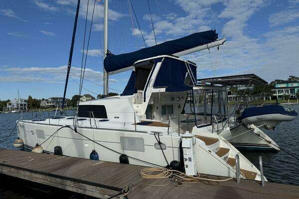 Picture Of: 2006 Lagoon 440 MAKANI