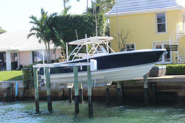 Picture Of: 2008 Pursuit 3100 Sport 