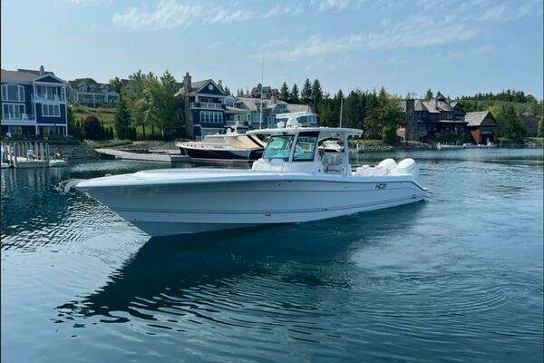 Picture Of: 2023 HCB 39 Speciale Veloce