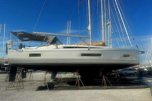 Picture Of: 2022 Beneteau Oceanis 40.1 Bluebird