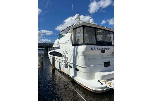 Picture Of: 2004 Carver 466 Motor Yacht 