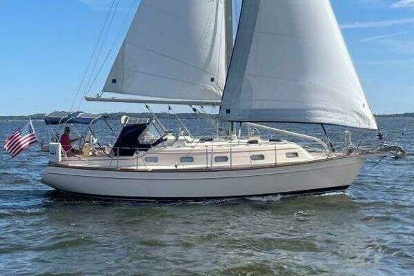 Picture Of: 2003 Island Packet 350 Quaich