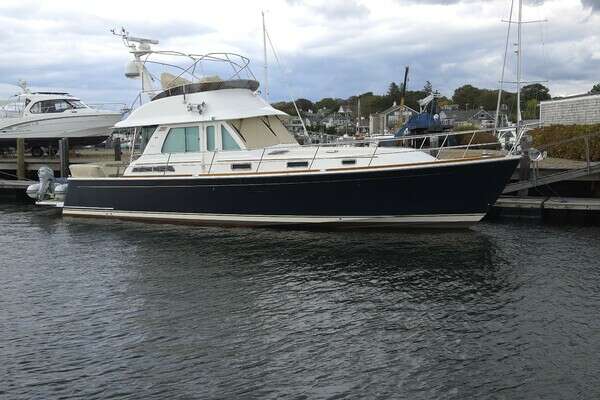 Picture Of: 2017 Sabre 48 Flybridge GRAYSON