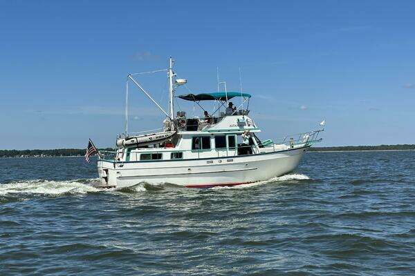 Picture Of: 1989 Marine Trader 38 Double Cabin Altamira