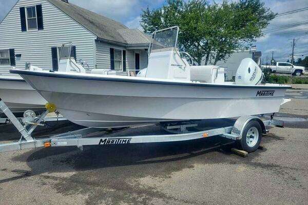 Picture Of: 2024 Maritime 189 Defitant 