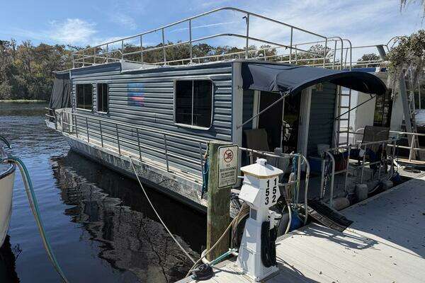 Picture Of: 1984 Hilburn 4412 