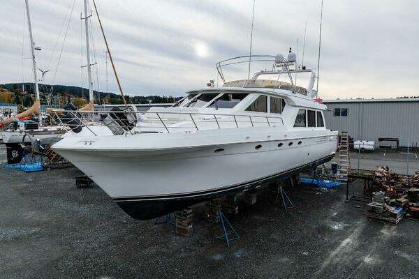 Picture Of: 2001 Navigator 61 Pilothouse Kell Bell
