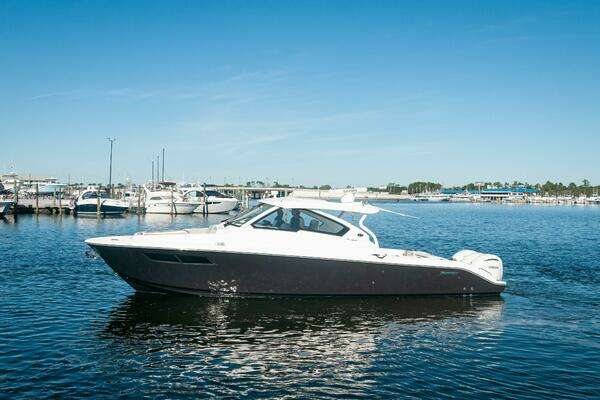 Picture Of: 2023 Pursuit DC 365 Dual Console Silver Lining