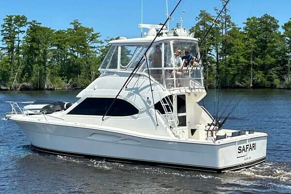 Picture Of: 2004 Riviera 40 Sportfish SAFARI