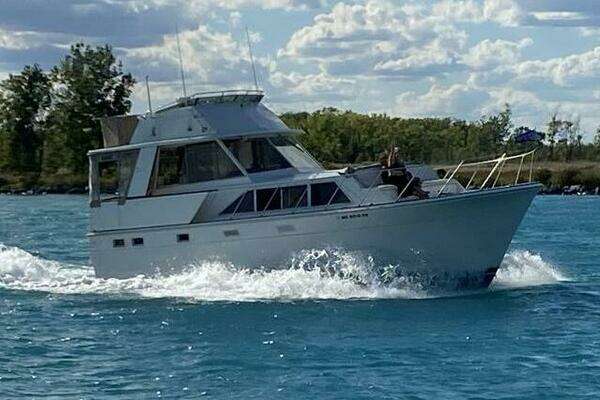 Picture Of: 1986 Egg Harbor 40 Motor Yacht 