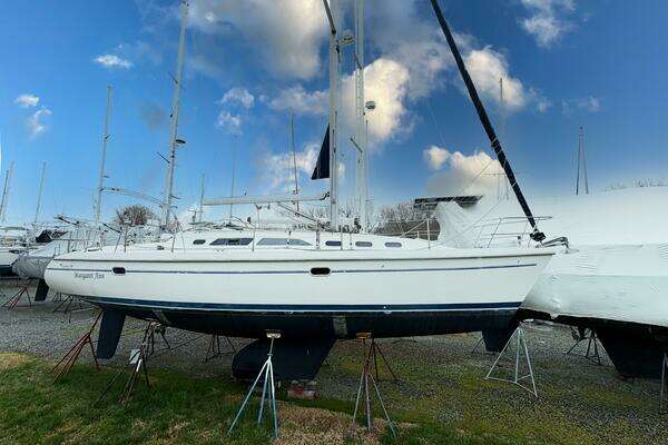 Picture Of: 2001 Catalina 380 Margaret Ann