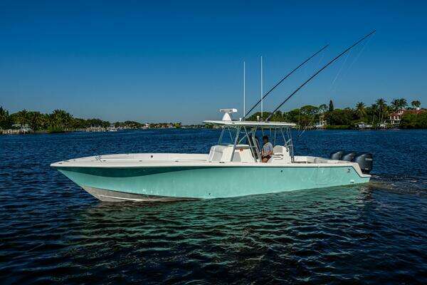 Picture Of: 2017 SeaVee  