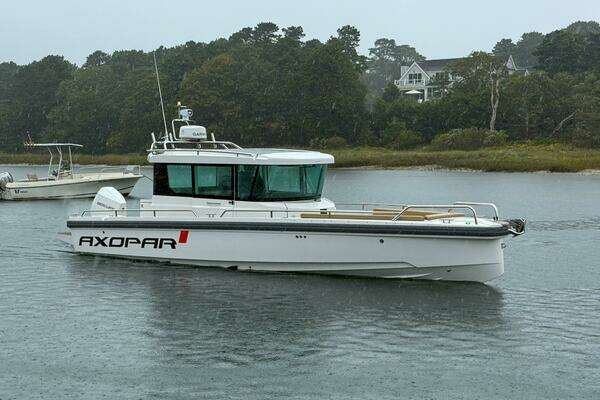 Picture Of: 2020 Axopar 28 Cabin w/Wet Bar Andiamo