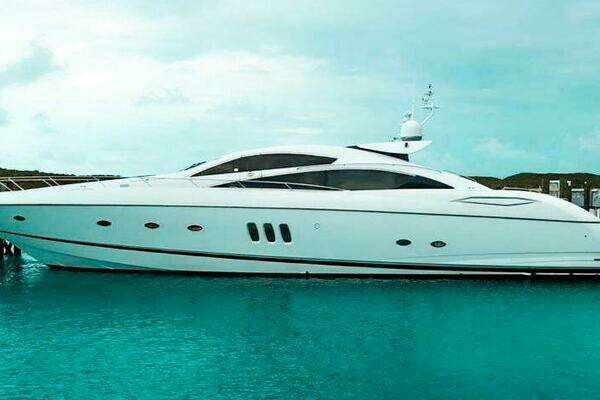 Picture Of: 2006 Sunseeker Predator 82 