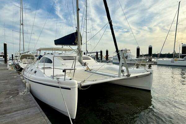 Picture Of: 2006 Island Spirit 401 Zimbini