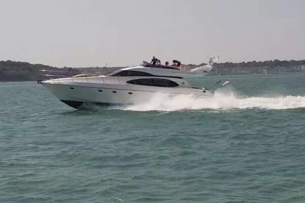 Picture Of: 1999 Azimut 58 Bianca Lucida