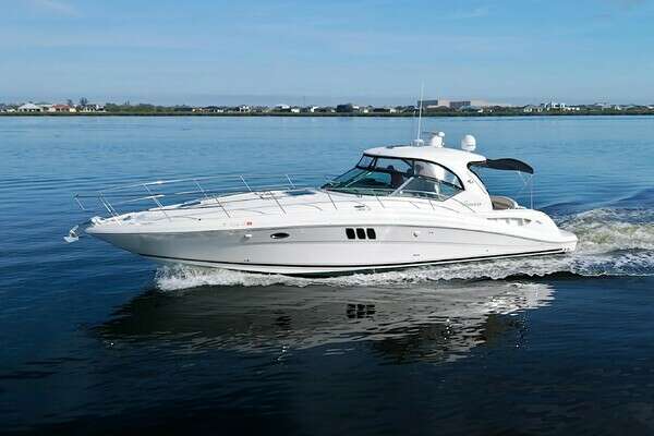 Picture Of: 2009 Sea Ray 44 Sundancer 