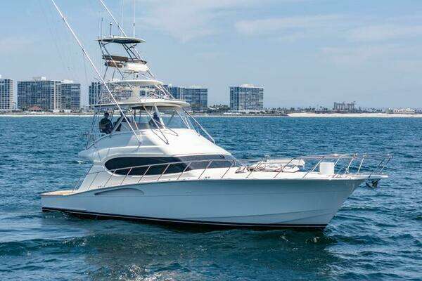 Picture Of: 2004 Hatteras 54 Convertible Reel Ranchin