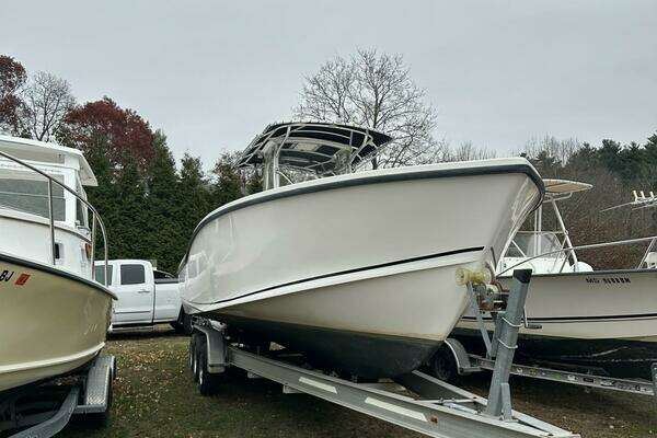 Picture Of: 2004 Ocean Master 31 Center Console 