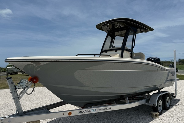 Picture Of: 2016 Scout 220 XSF 